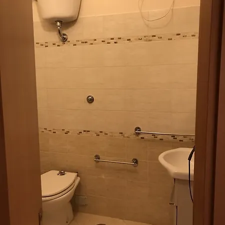 La Fontana Di Carlotta Couette-café
